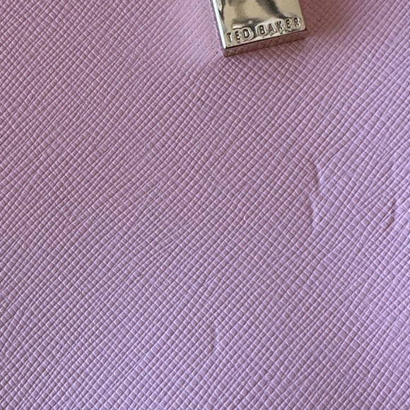 Beautiful Pink Ted Baker Handbag W/ removable long strap. EUC - Picture 11 of 11